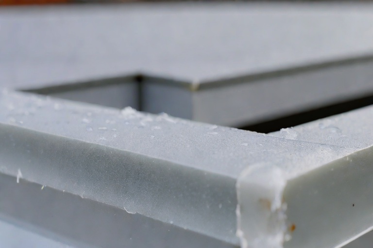 Liquid-Applied PMMA & Polyurethane Fleece-Reinforced Flashing Resins on Commercial University Research Laboratorys